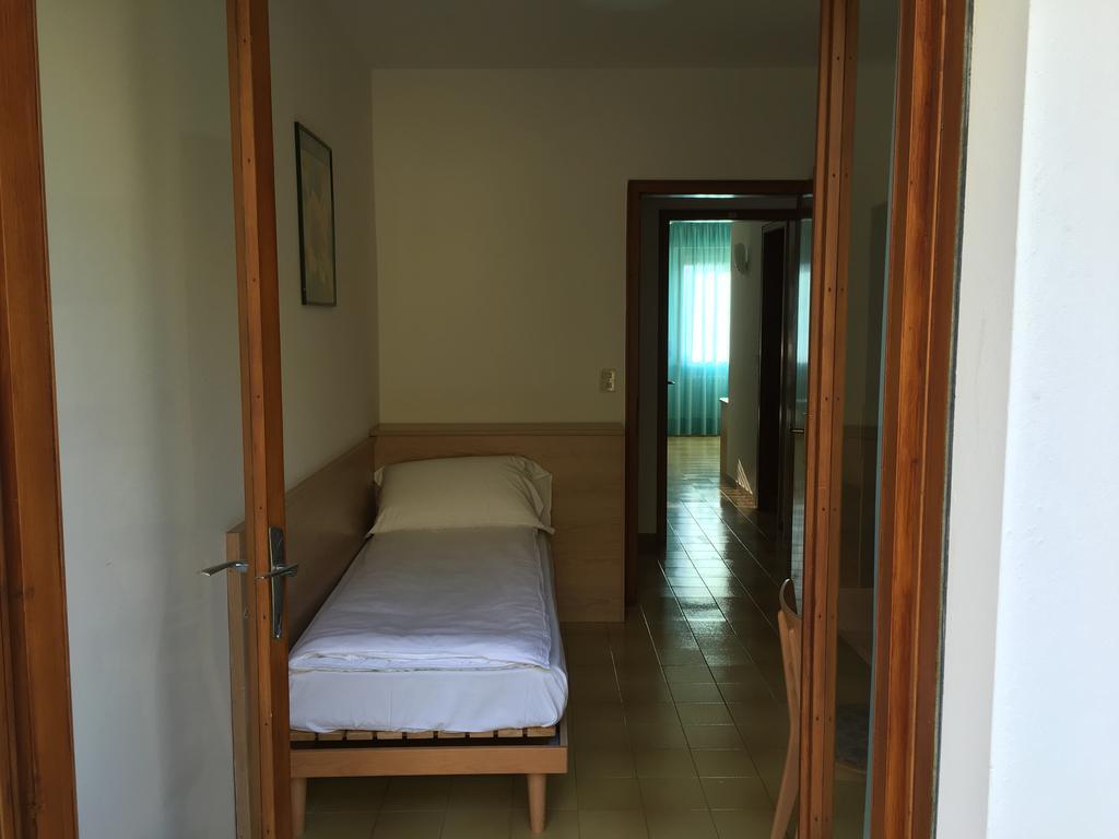 Casa Bianca Hotel Malcesine Quarto foto
